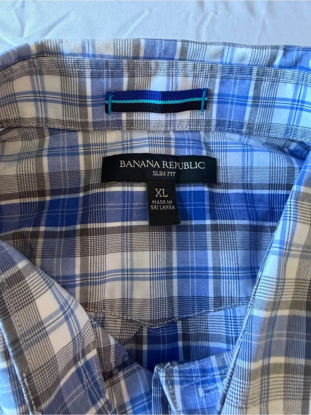 Banana Republic Men's Blue Plaid Button-Up Shirt